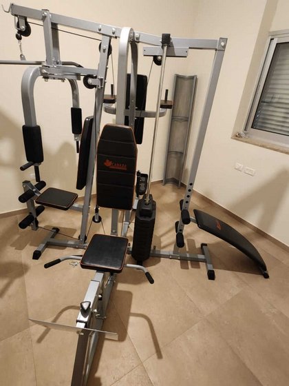 ����� ������ ������ 4 ����� PRO TRAINER ���� CANADA
