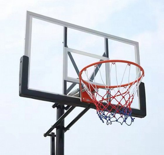 מתקן סל מקצועי מתכוונן DUNK M025 – לוח 44 אינץ פוליקרבונט