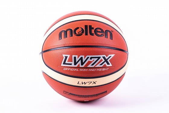 ������ ����� MOLTEN ��� ������ - ����� ������