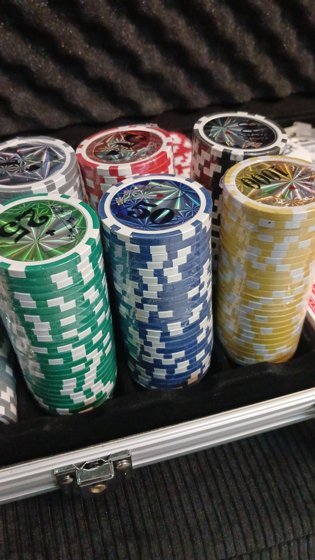 ����� ���� Hot Hand Poker ����� ���� 500 ����� ���� �����