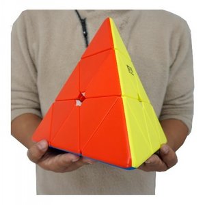 משולש הונגרי ענקי - 27.5 ס"מ משולש הונגרי ענקי - 27.5 ס"מ
